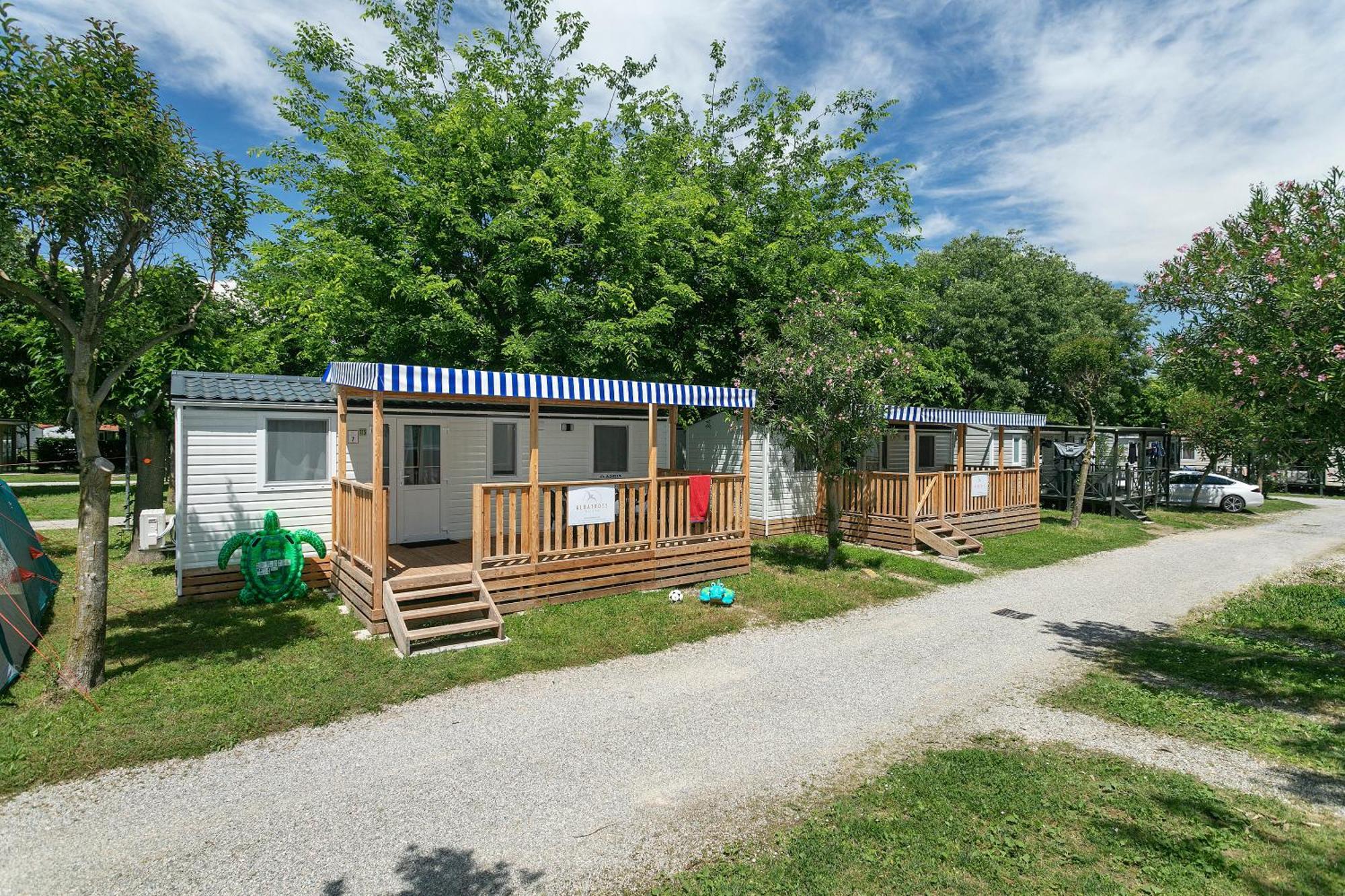 Albatross Mobile Homes On Camping Baia Verde Manerba del Garda Exterior photo